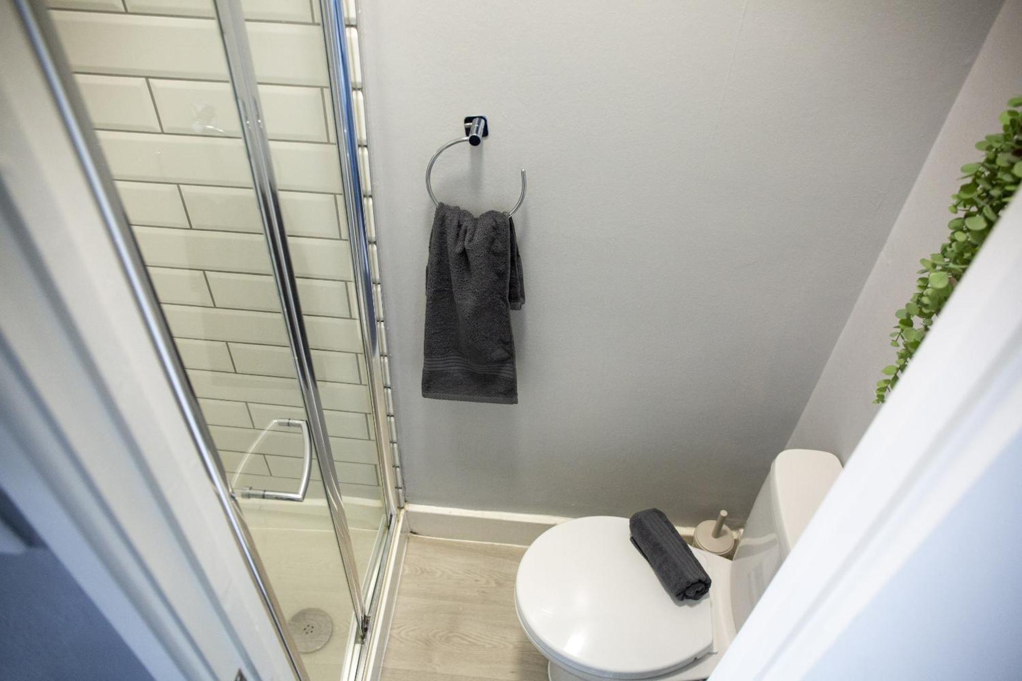 34 Evesham Road - Double Rooms Shottery Szoba fotó